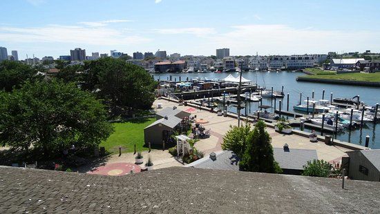 Nadmorski park Historic Gardners Basin